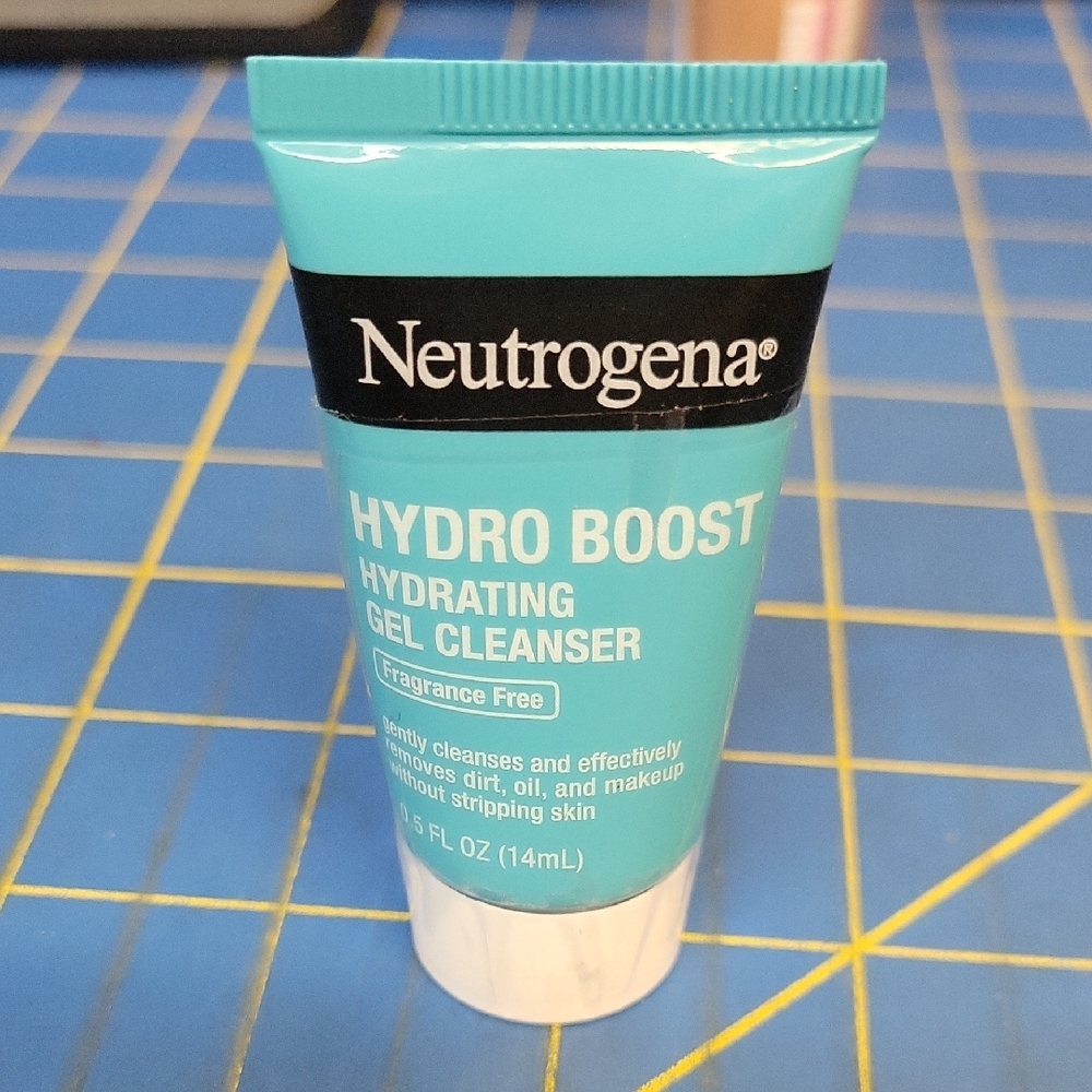 Neutrogena Hydro Boost Hydrating Gel Cleanser 14ml New Tube
